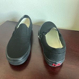Black vans slip on size 10